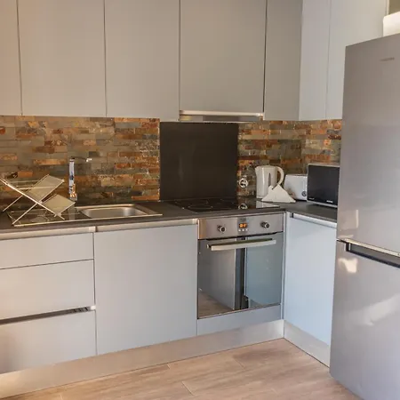 Quinta Torres De Azevedo By North Star Flats Sebolido