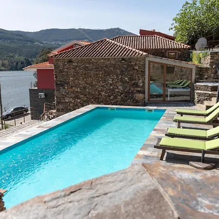 Quinta Torres De Azevedo By North Star Flats * Sebolido