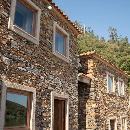 Quinta Torres De Azevedo By North Star Flats