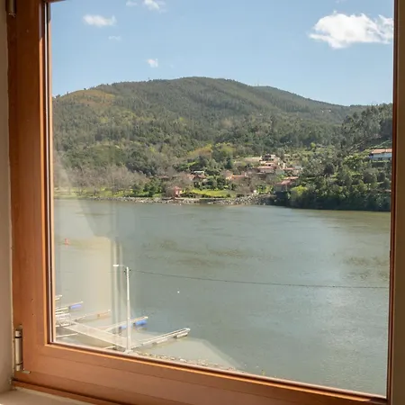 Quinta Torres De Azevedo By North Star Flats *