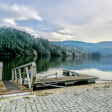Quinta Torres De Azevedo By North Star Flats Sebolido