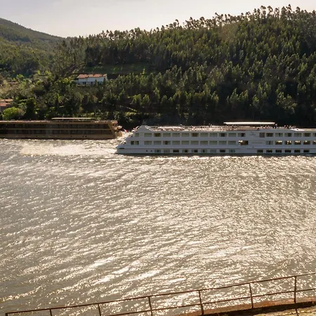 Quinta Torres De Azevedo By North Star Flats